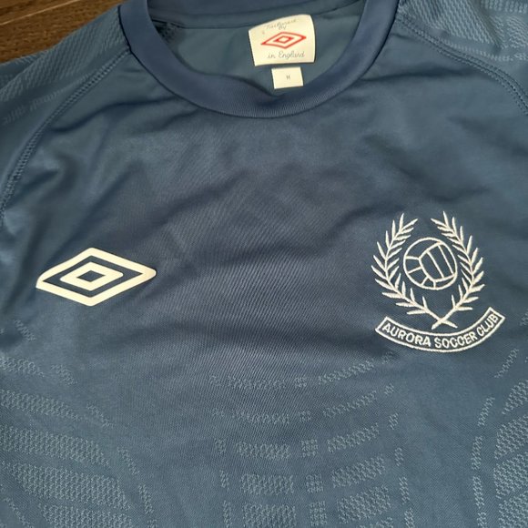 Umbro Aurora Soccer Jersey - Picture 2 of 4